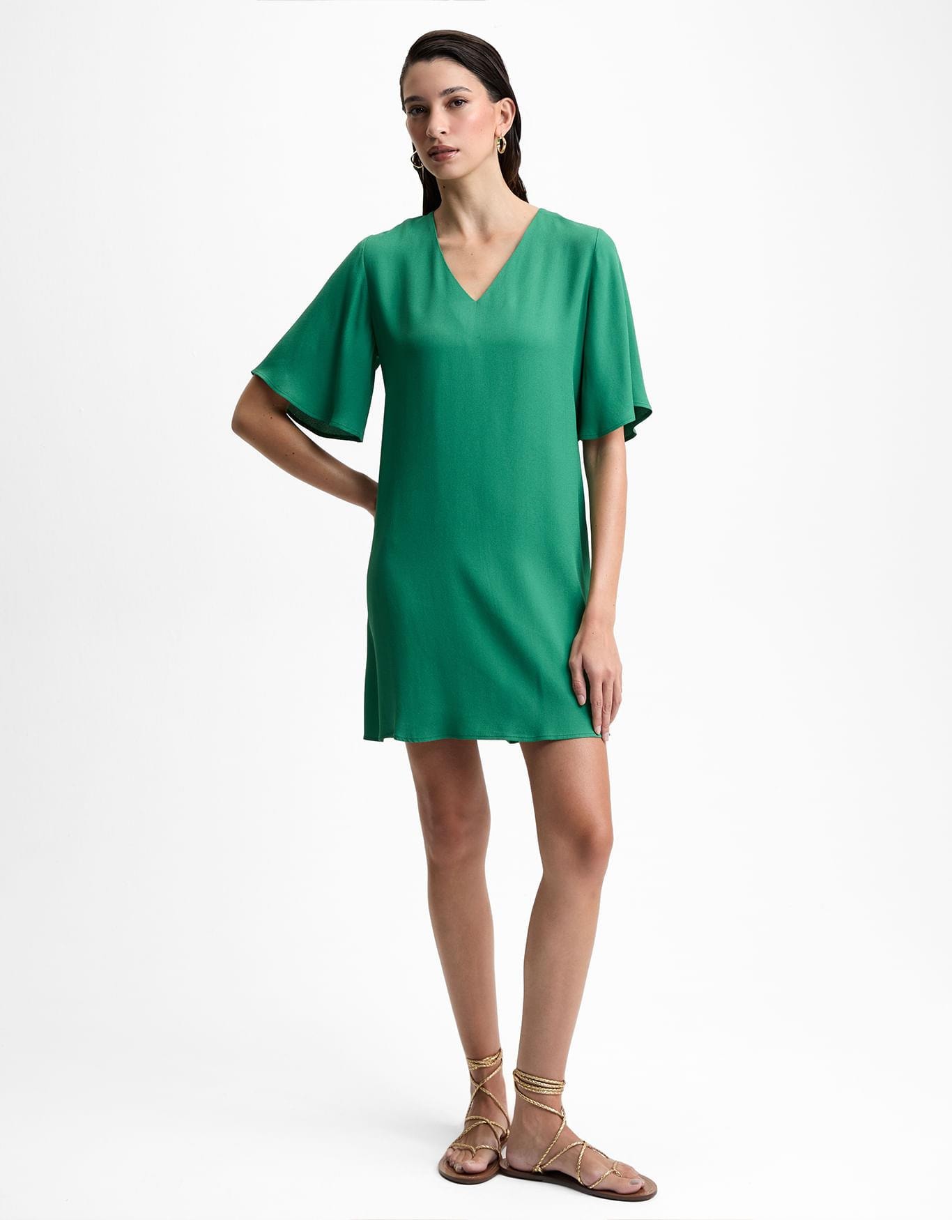 Vestido Curto Decote v