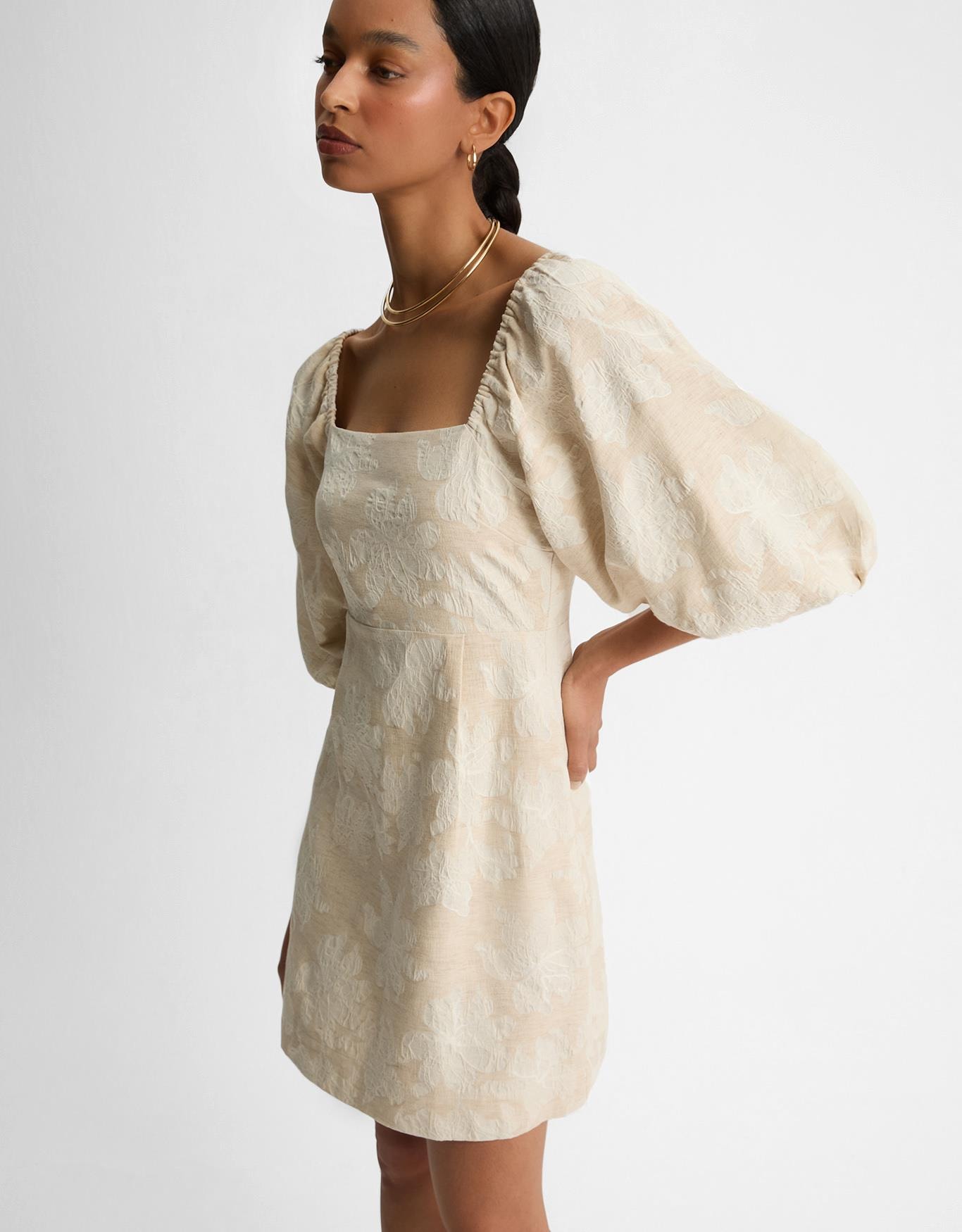 Vestido Curto Jacquard Natural