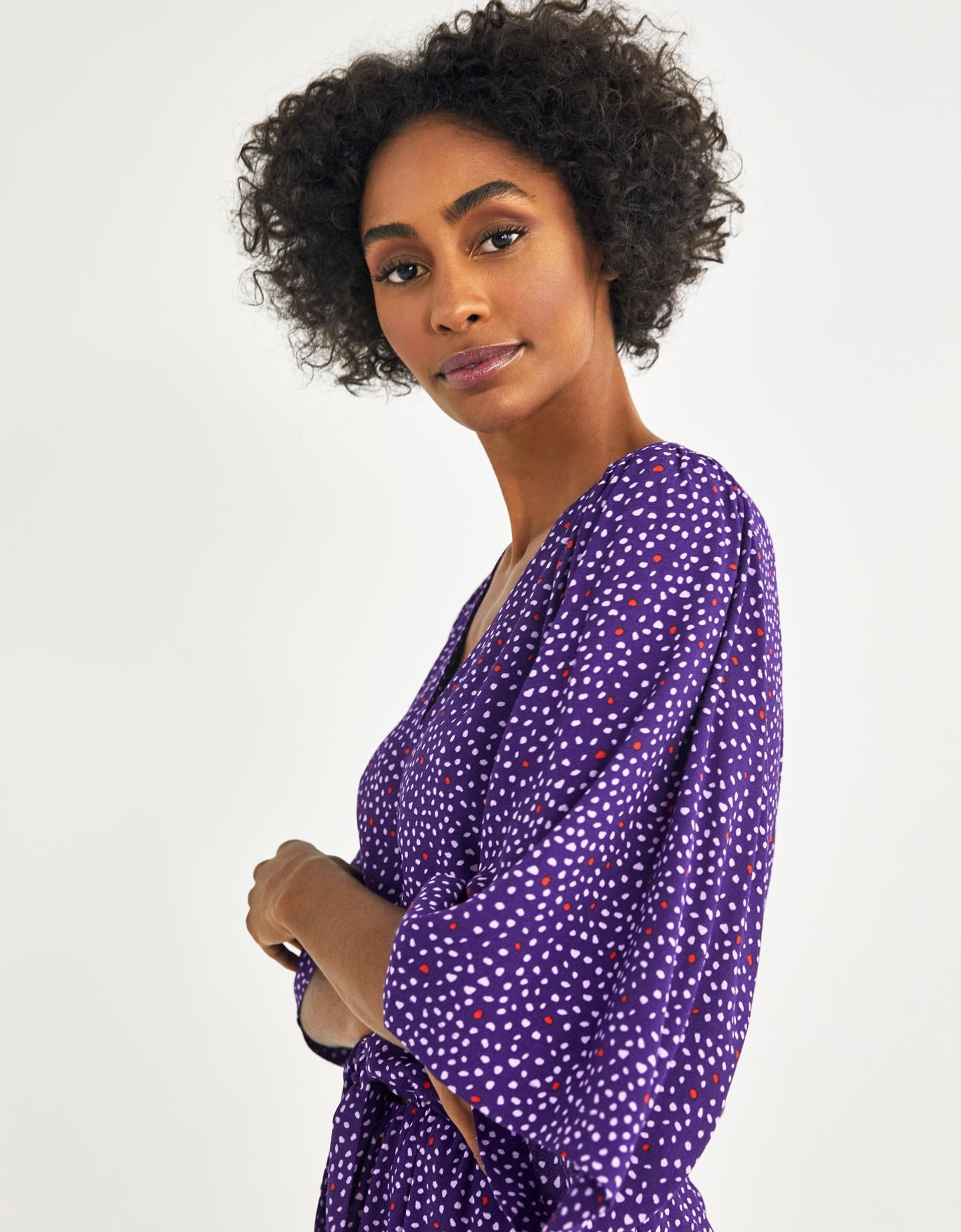 image_c7e769fe-3293-409f-8f59-7df33055244d