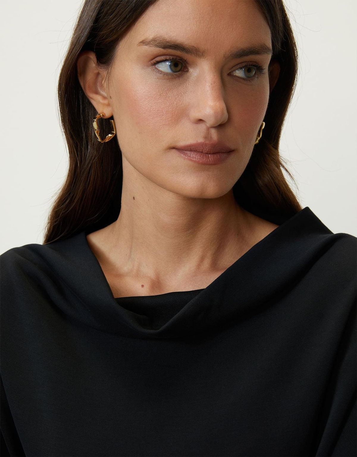 image_6b66876e-84c2-4ee4-b6df-517b2898f29b