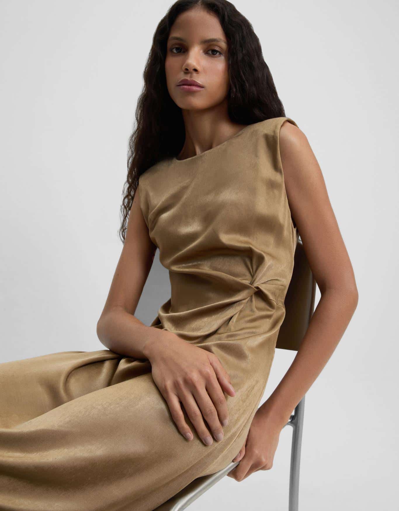 Vestido Detalhe Torcido