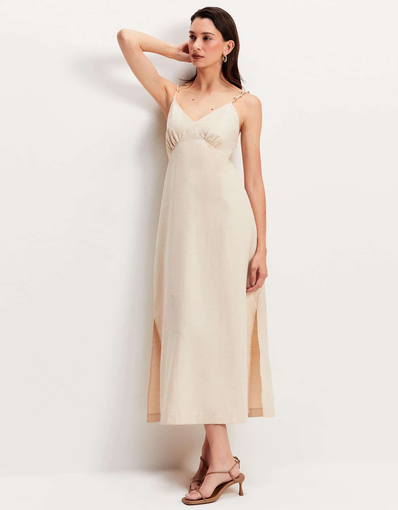 Vestido Evasê Detalhe Alça