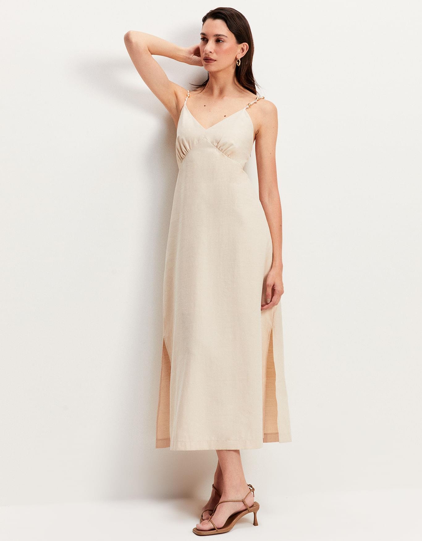 Vestido Evasê Detalhe Alça