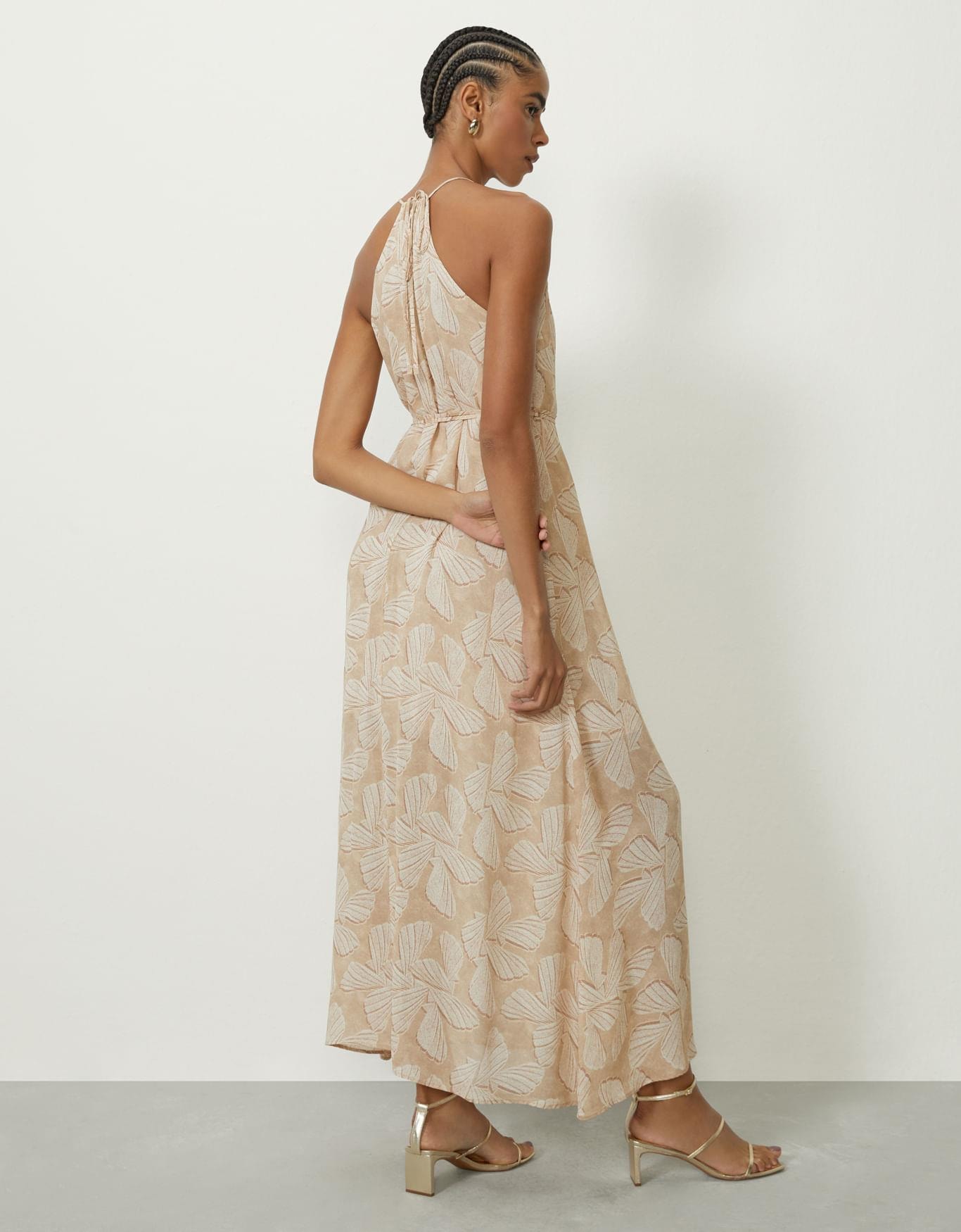 image_eed604aa-ac54-49f3-9c4e-dbcb40a8b4aa