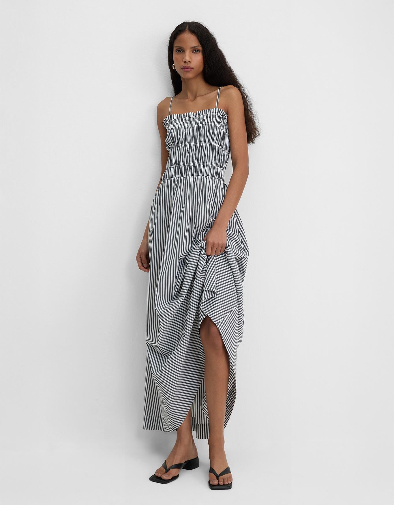 Vestido Evasê Fio Tinto P&b