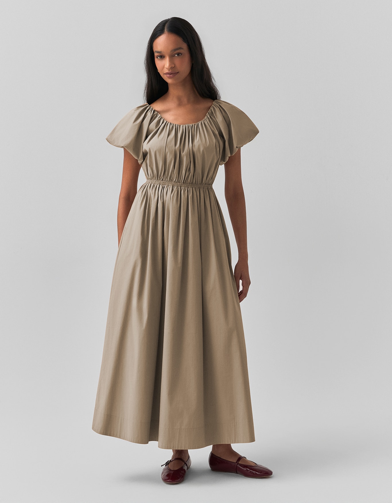 image_ee06a40e-c2fd-44ca-9f6e-2ff540037d3a