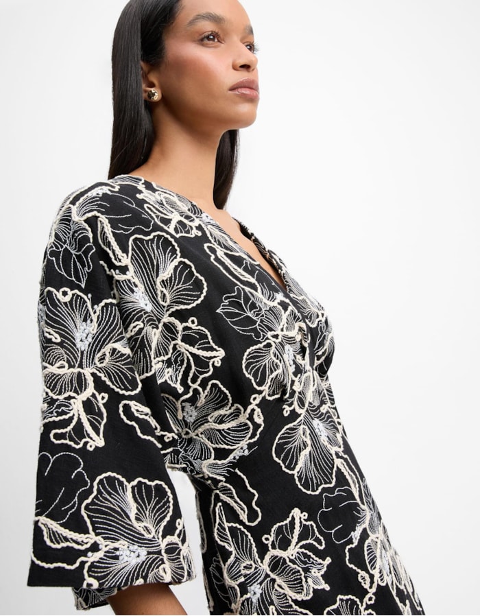 Vestido Flor Bordada Pb