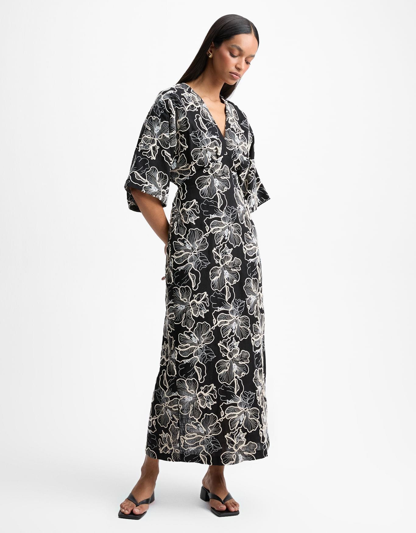 Vestido Flor Bordada Pb