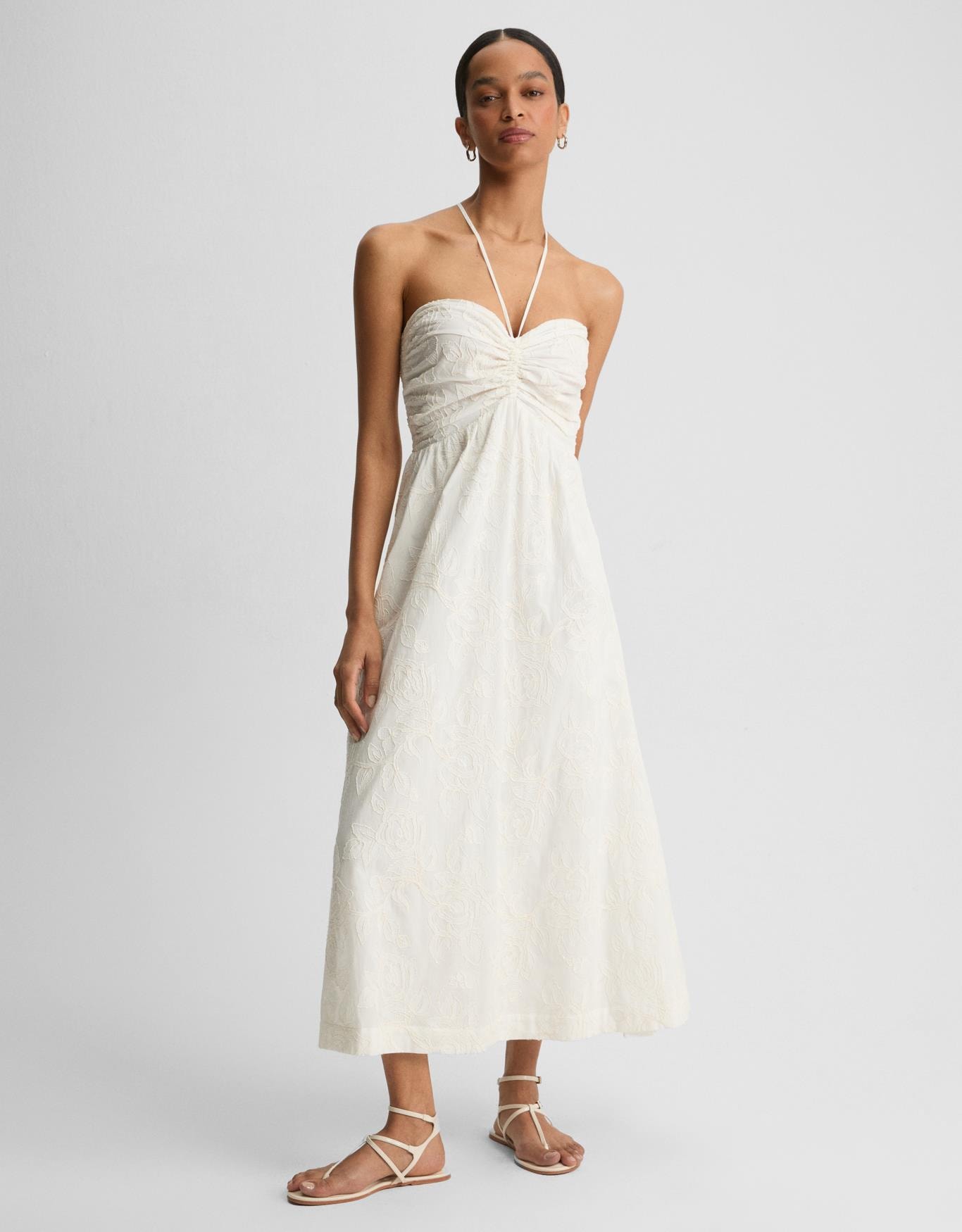 Vestido Floral Bordado Brilho