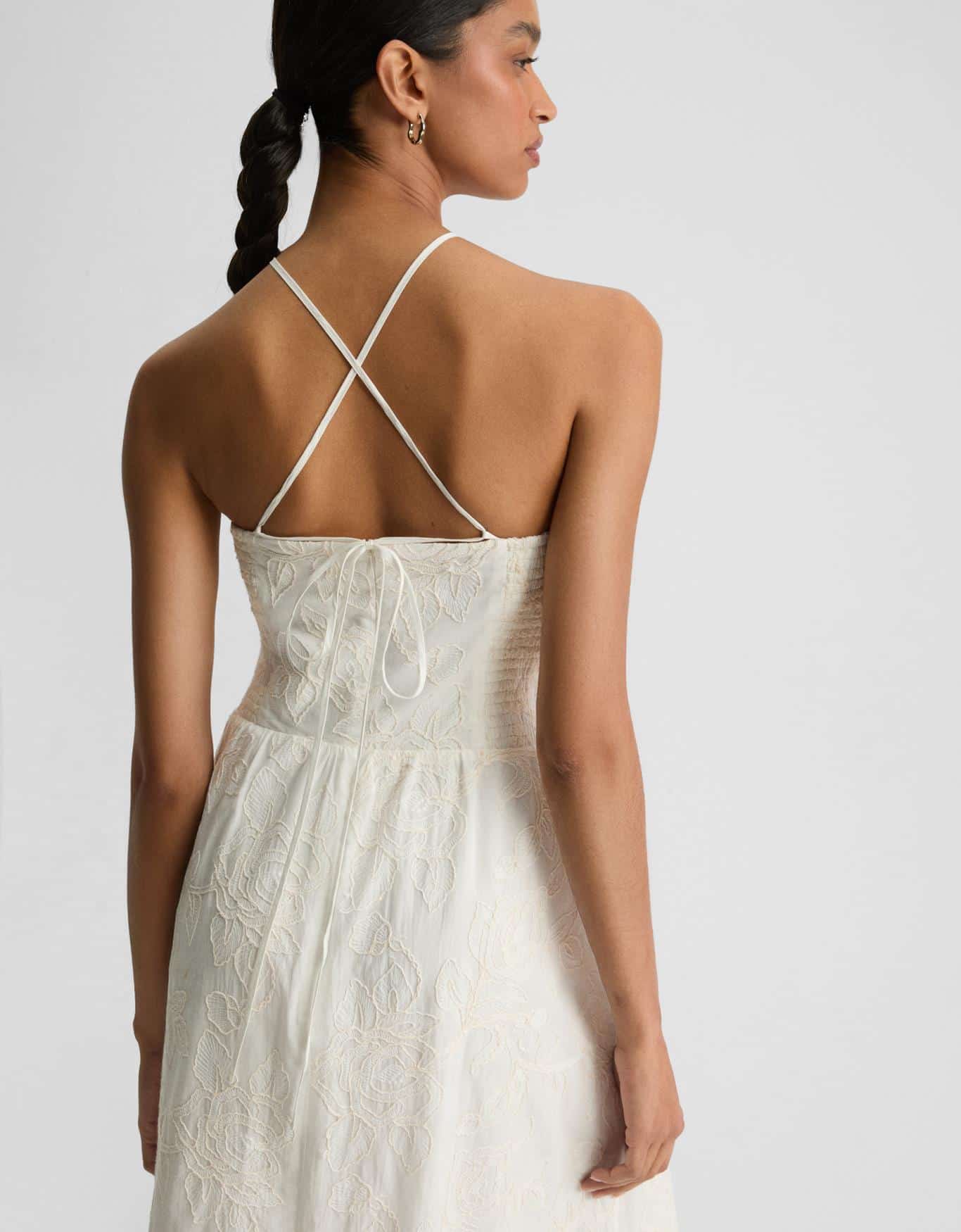 Vestido Floral Bordado Brilho