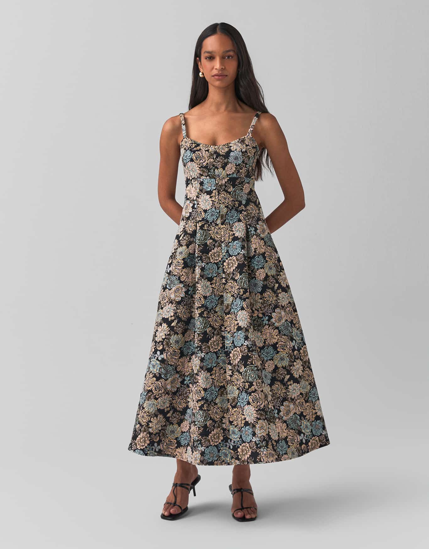 Vestido Flores Leves Jacquard