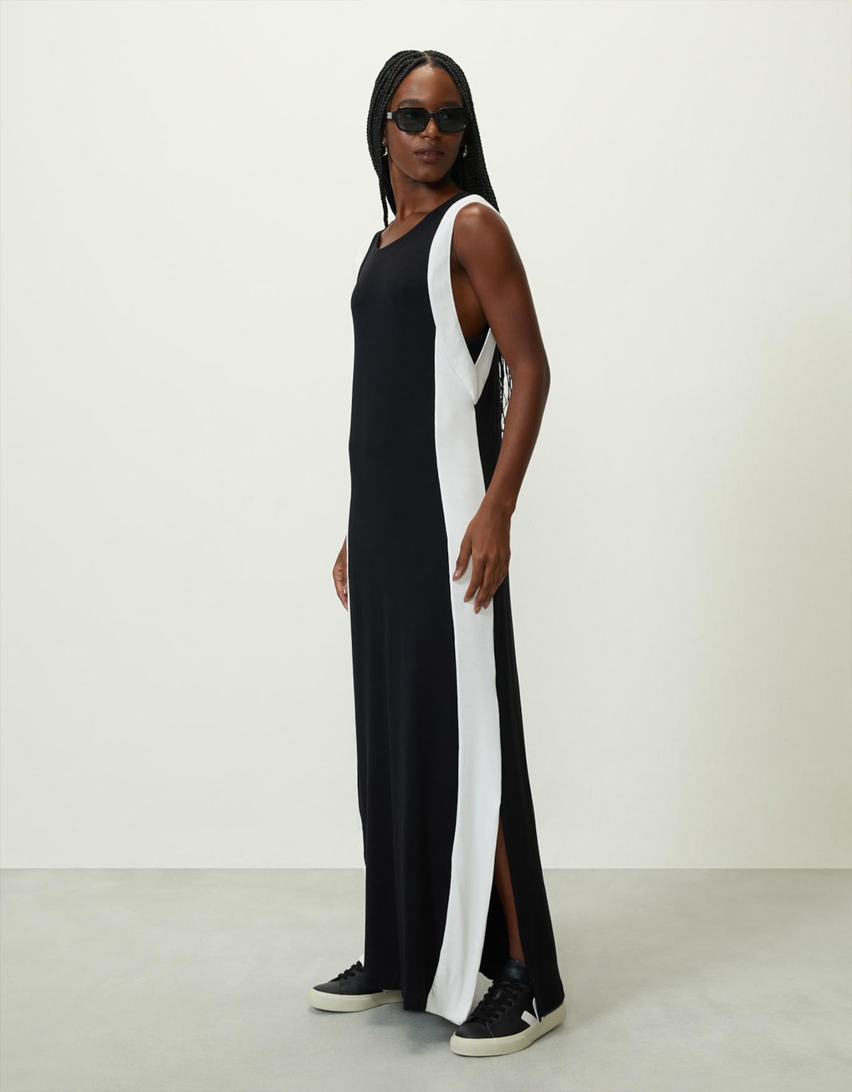 image_bc1b6e3b-4085-4d36-9a1d-25f570808fda