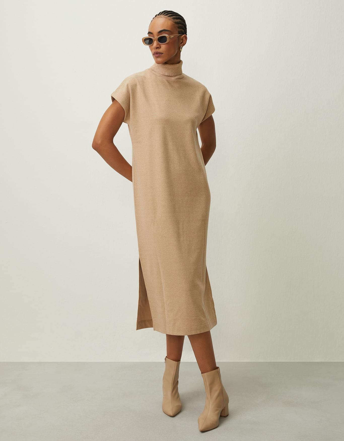Vestido Malha Gola Alta