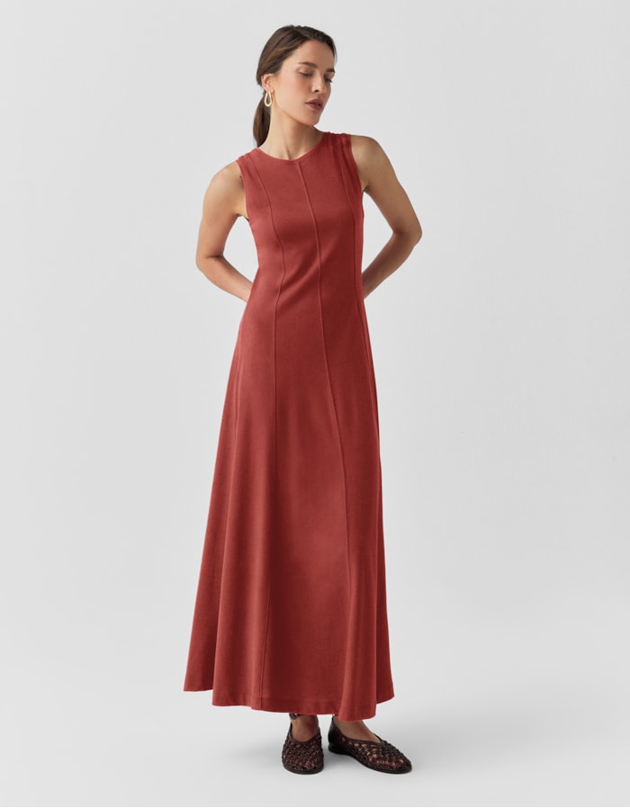 Shoulder — Vestido Malha Recortes