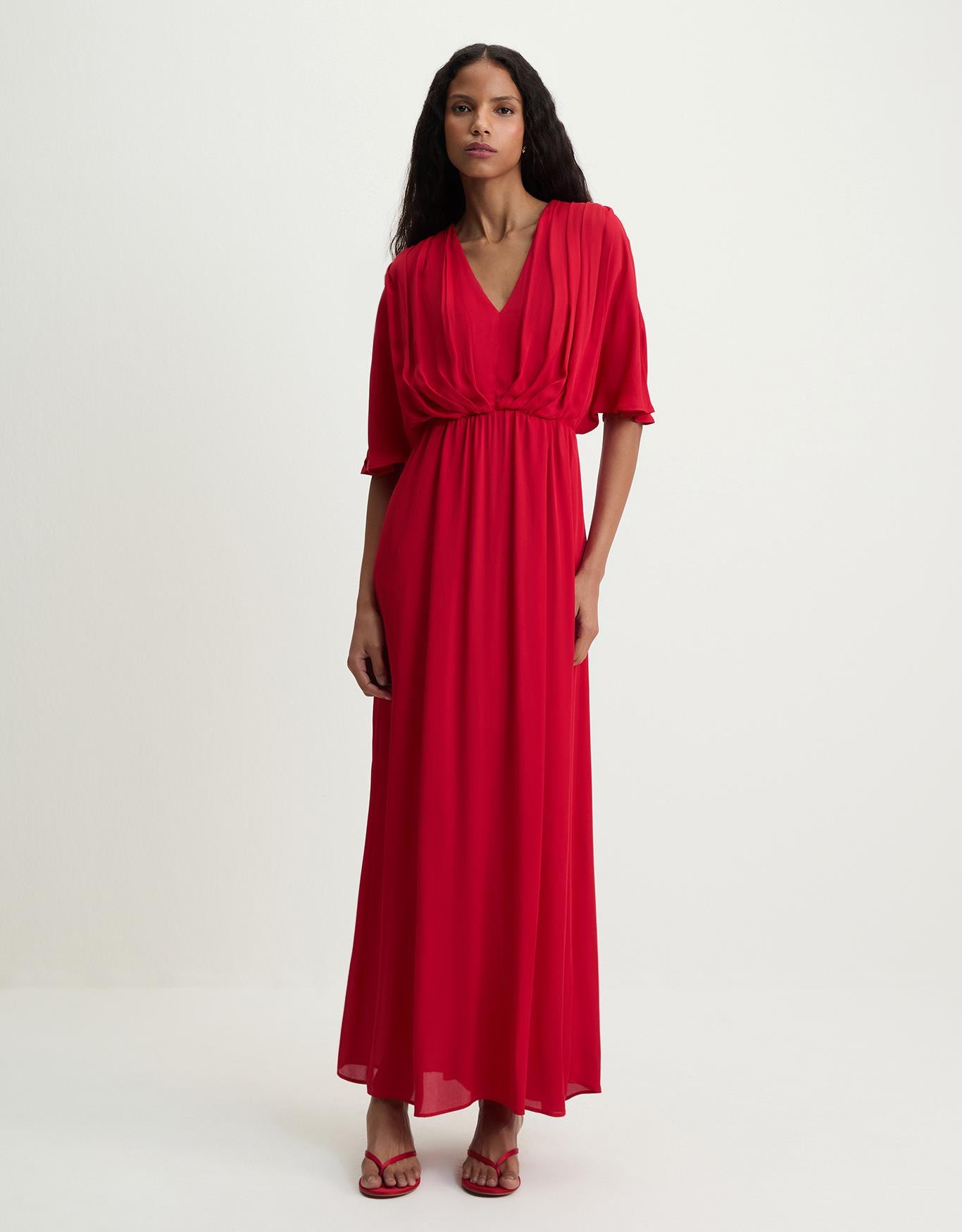 Vestido Midi Com Pregas