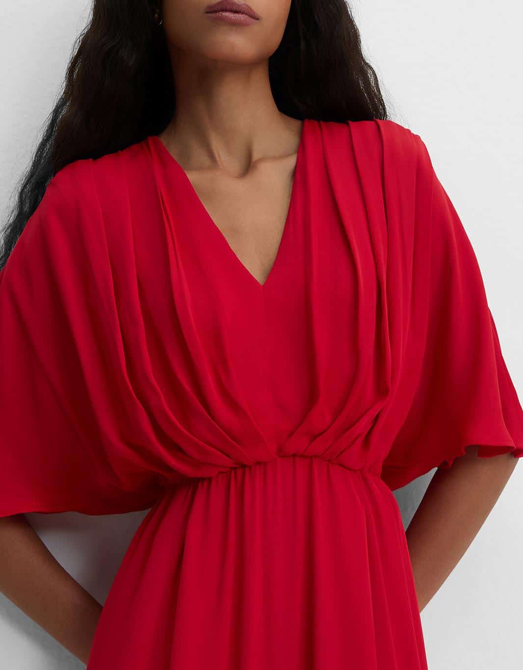 Vestido Midi Com Pregas