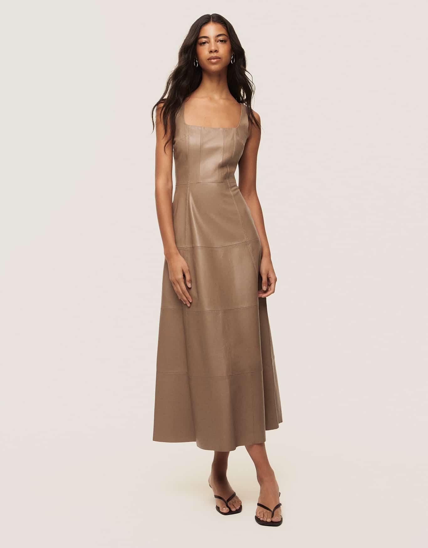 Vestido Midi Couro
