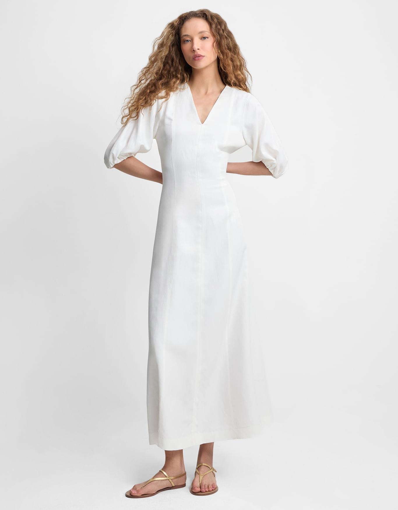 Vestido Midi Recortes