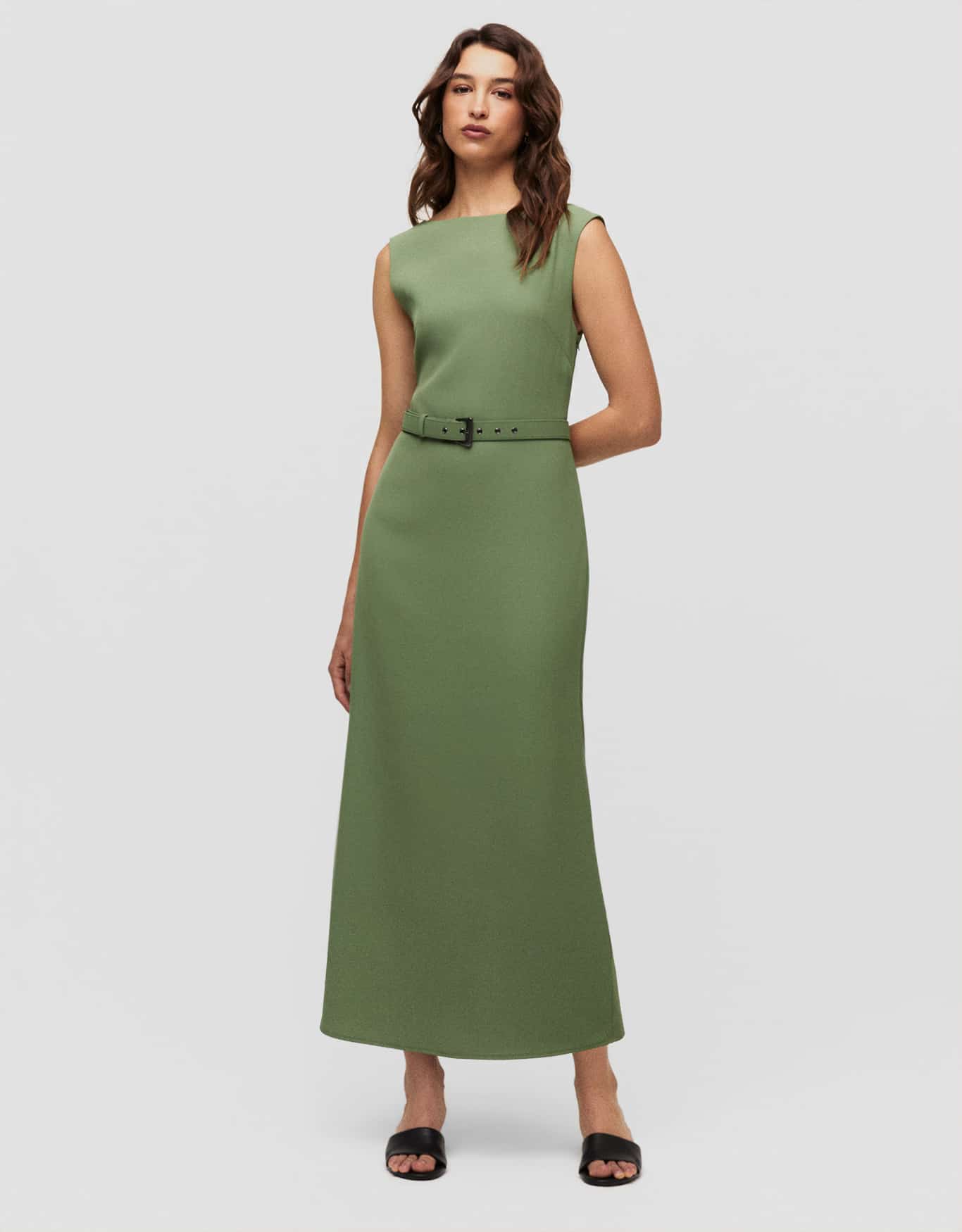 Vestido Reto com Cinto