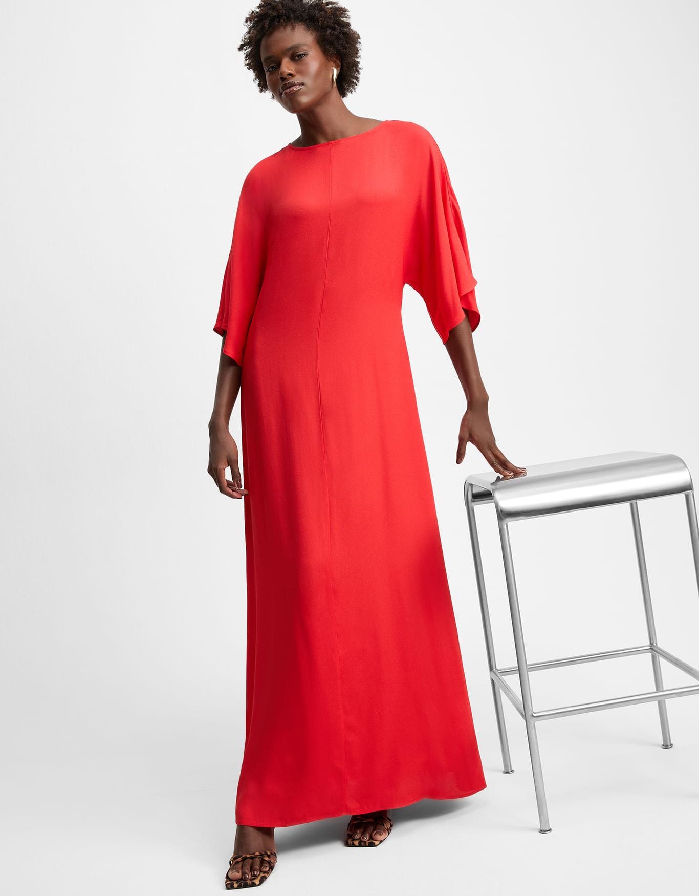 Vestido Reto Manga Ampla