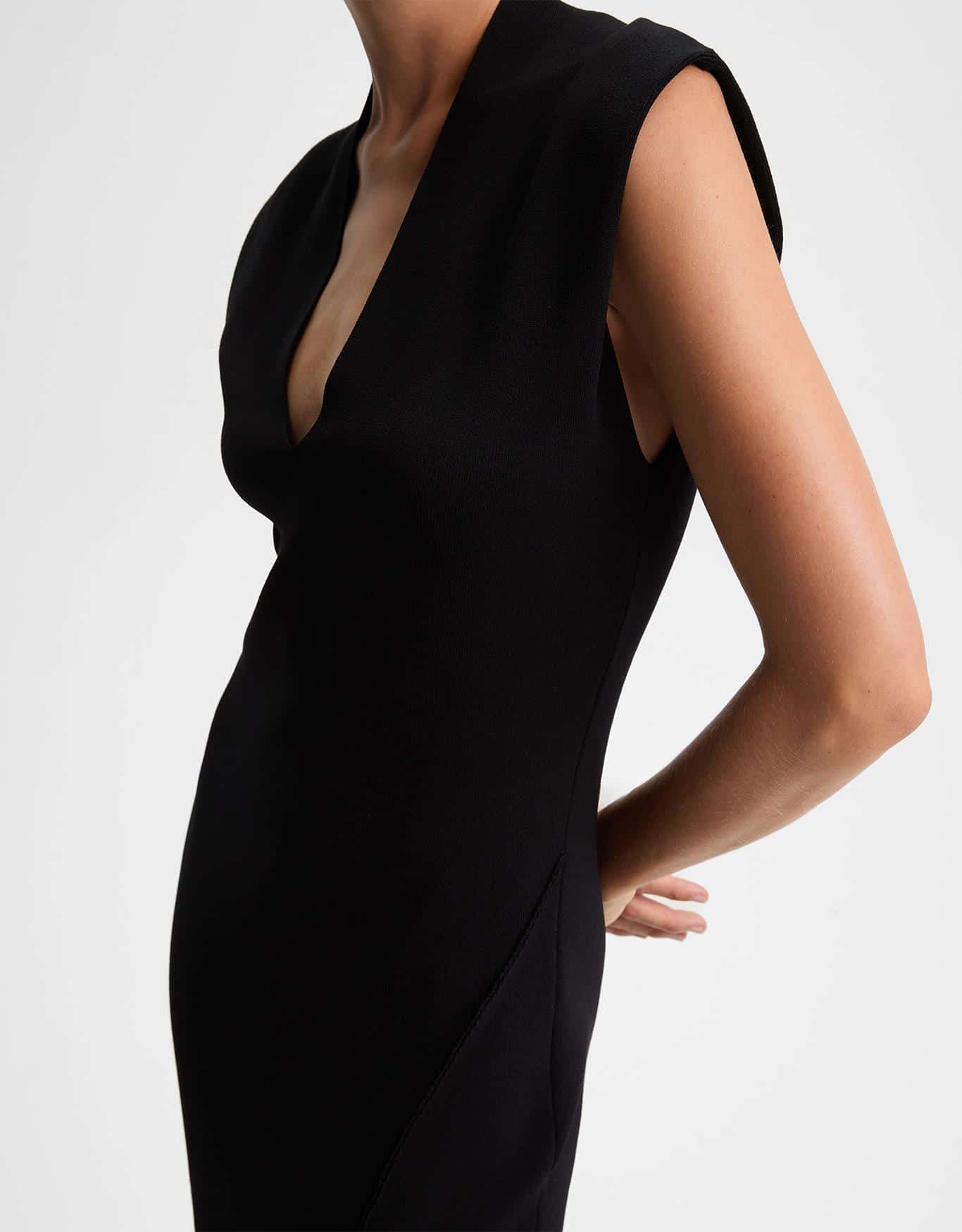 Vestido Tricot Decote v