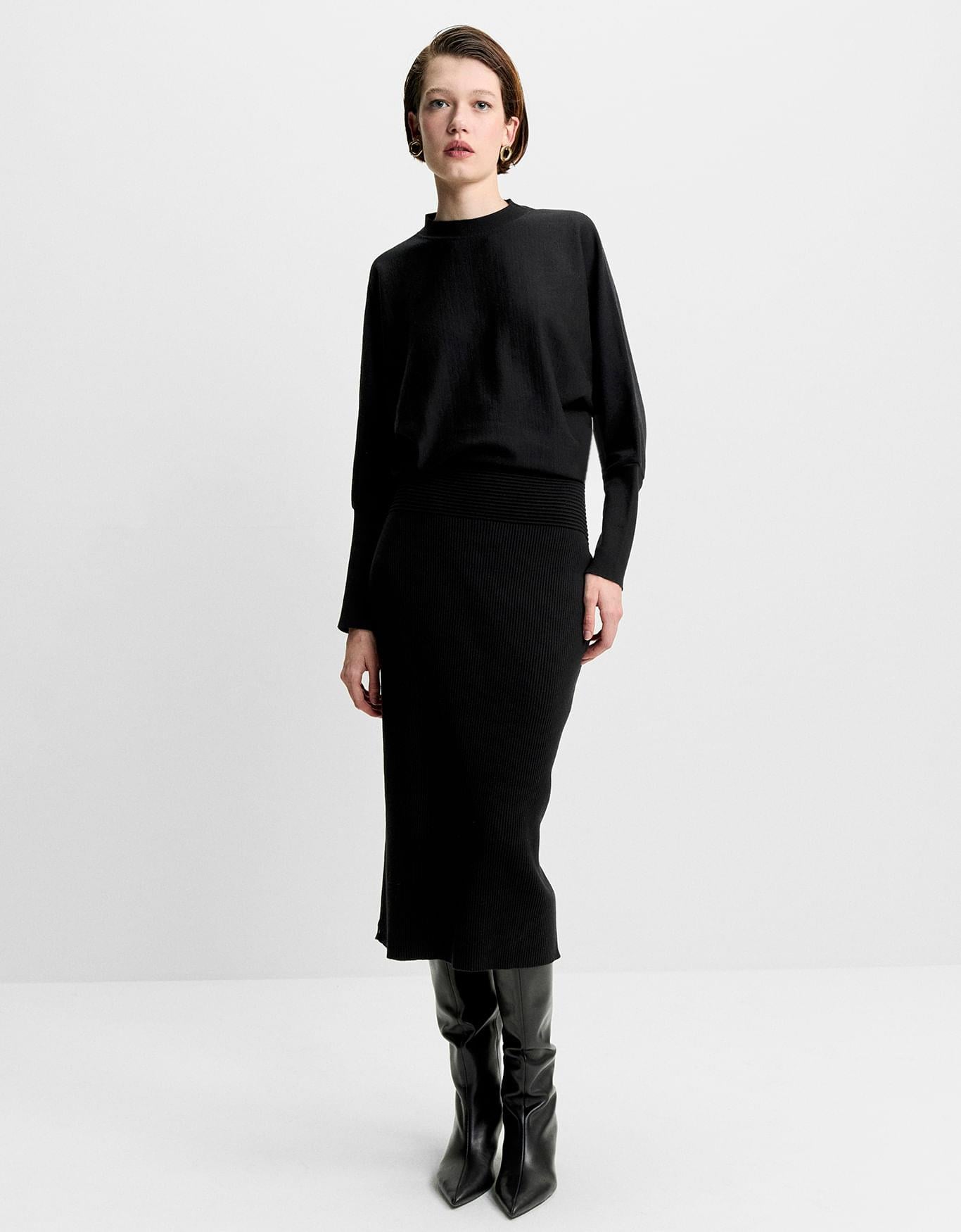 Vestido Tricot Gola Alta